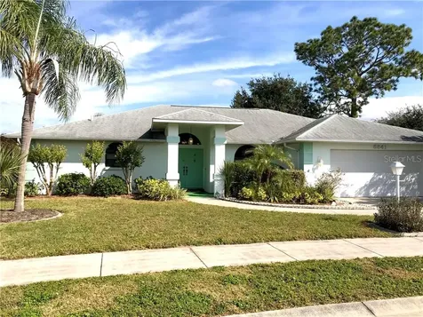 5841 Helen Way Sarasota FL 34243