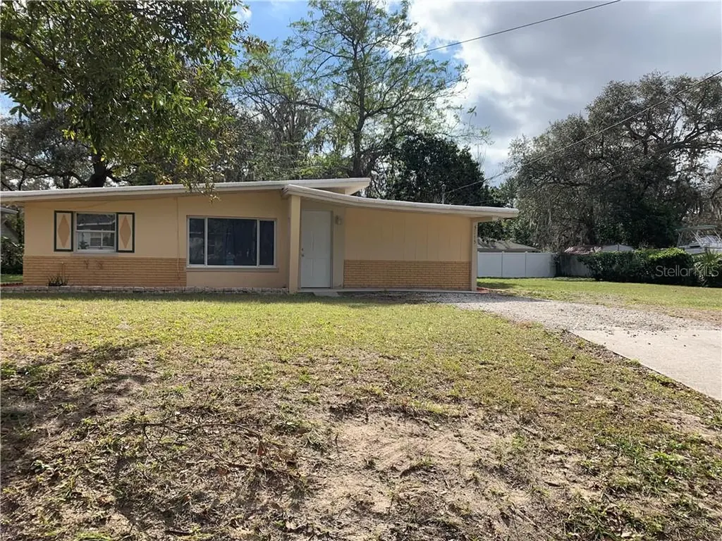 5215 Holland Avenue Temple Terrace FL 33617
