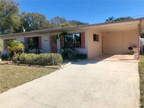 7643 18th Street N St Petersburg FL 33702