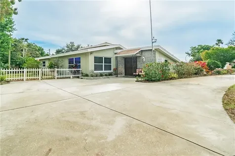 10598 Orange Blossom Lane Seminole FL 33772