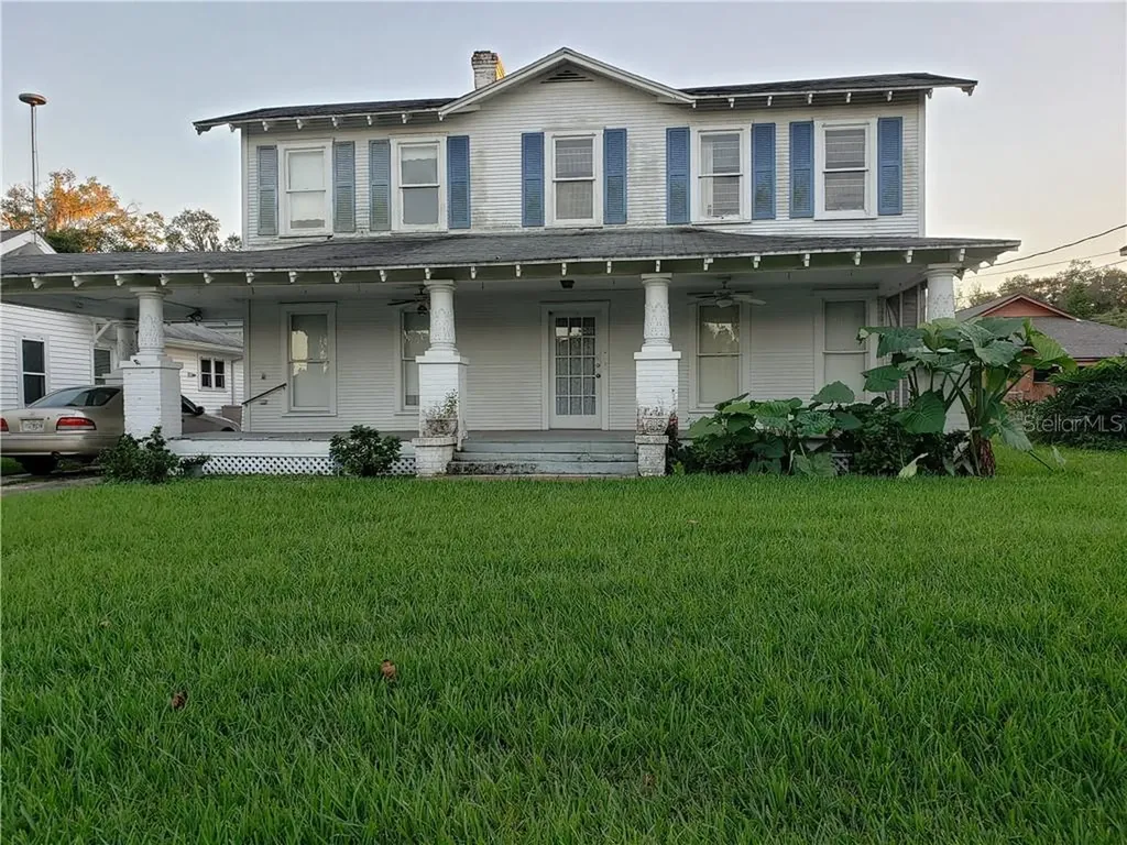 1044 W Lime Street Lakeland FL 33815