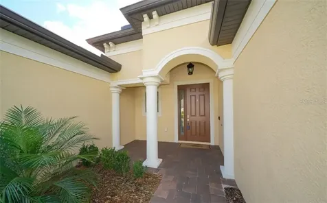 12318 Goldenrod Avenue Bradenton FL 34212