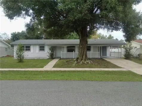 2071 Keyes Lane Deltona FL 32738