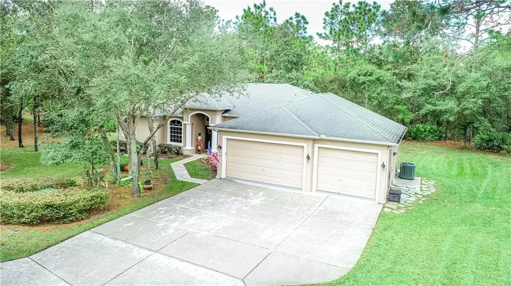 13 Stokesia Court N Homosassa FL 34446