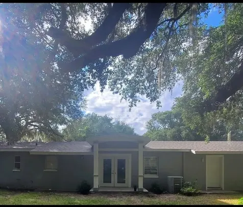 510 Goss Avenue Leesburg FL 34748