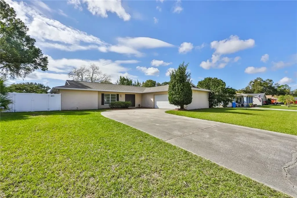 7206 Woodbrook Drive Tampa FL 33625