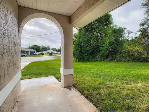 310 Staten Court Deltona FL 32738