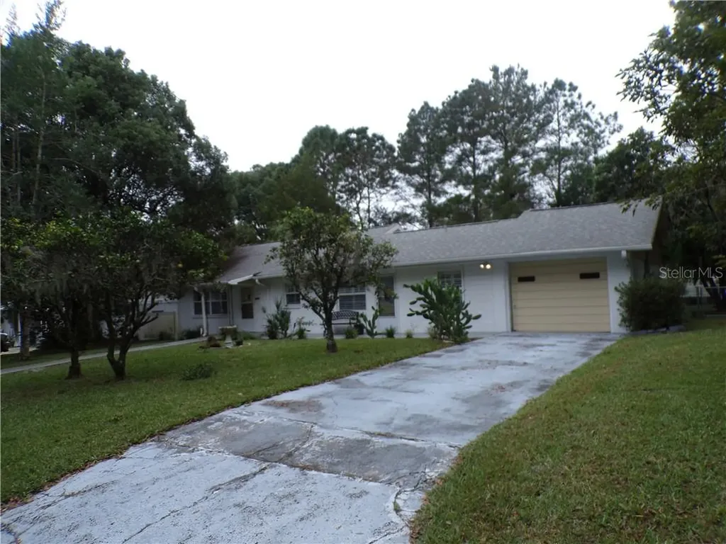 11232 SE 53rd Court Belleview FL 34420