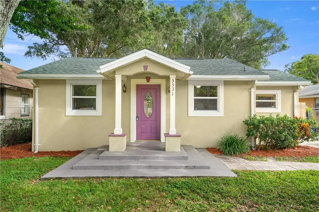 5531 Crissman Drive N St Petersburg FL 33714