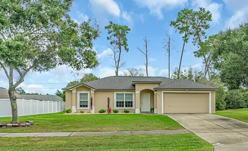 2965 Courtland Boulevard Deltona FL 32738