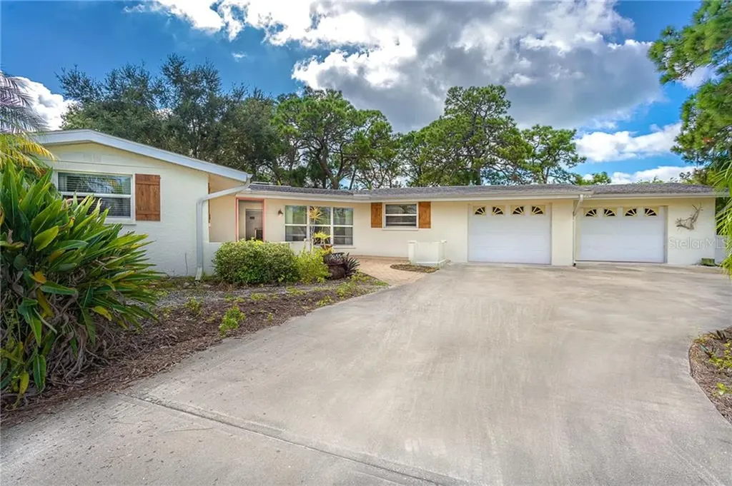2055 Oyster Creek Drive Englewood FL 34224