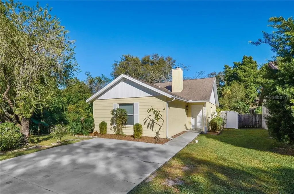 7615 Caracal Court Tampa FL 33625