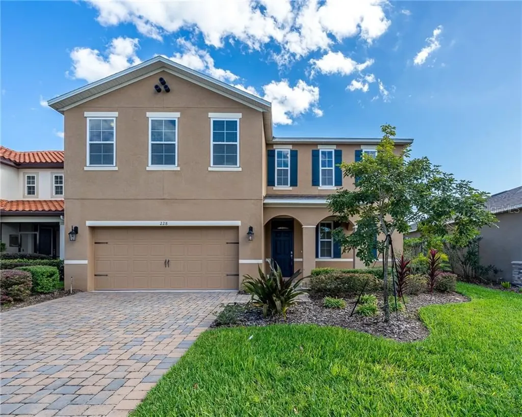 228 Drayton Avenue Davenport FL 33837