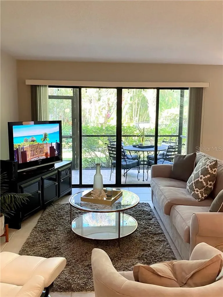 1667 Brookhouse Circle Sarasota FL 34231