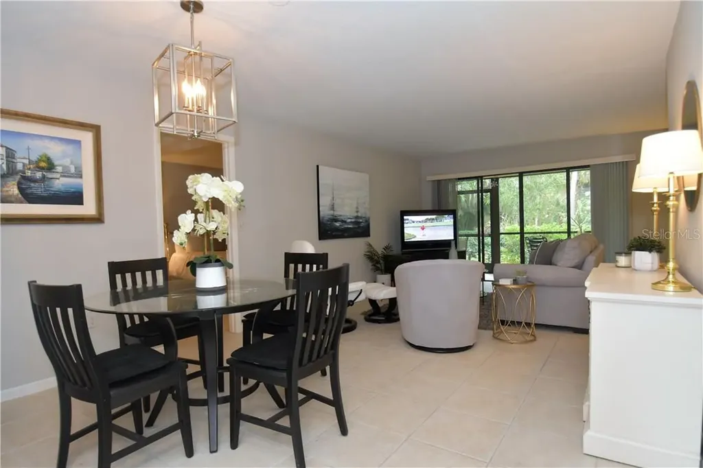 1667 Brookhouse Circle Sarasota FL 34231