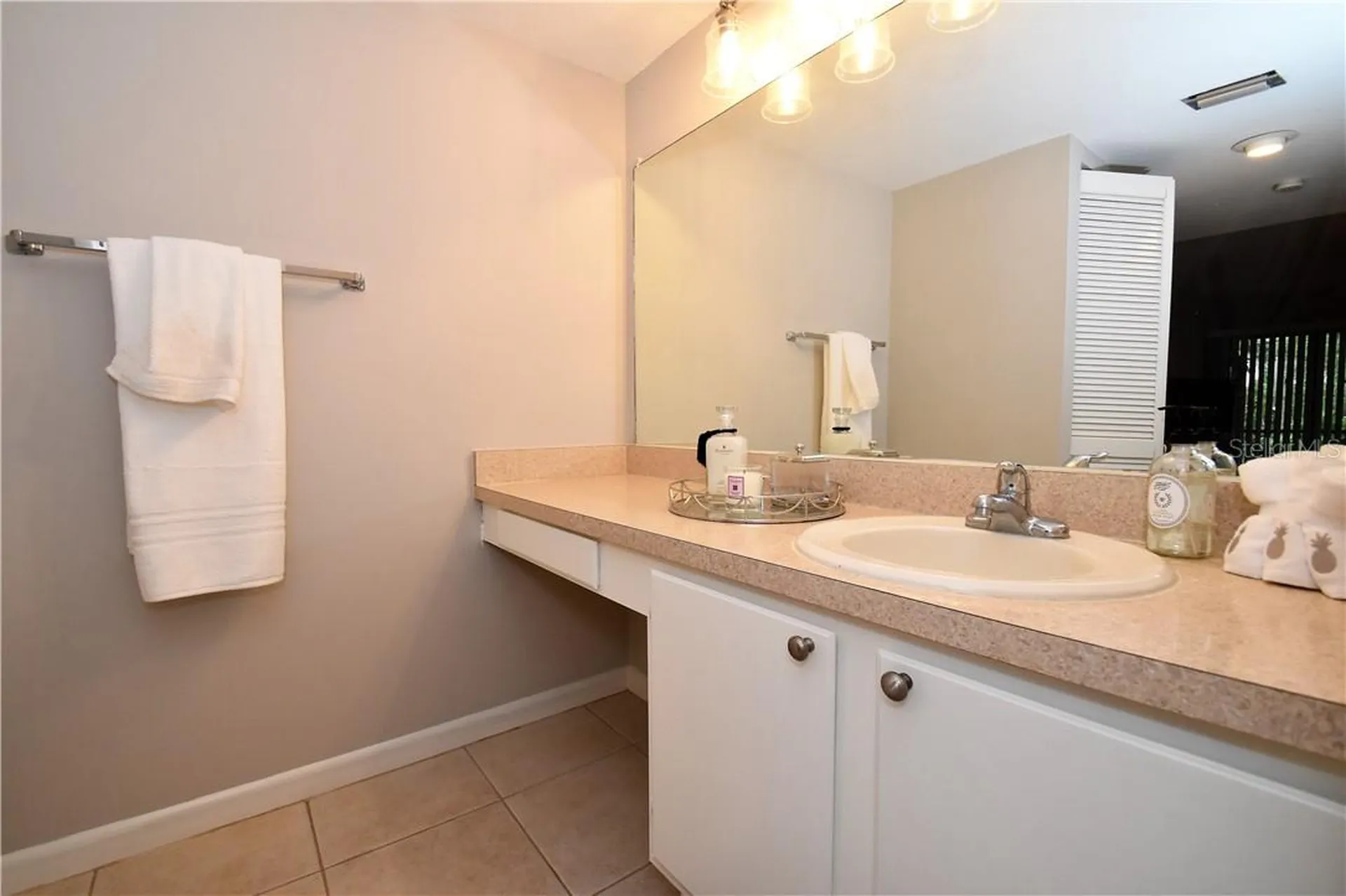 1667 Brookhouse Circle Sarasota FL 34231