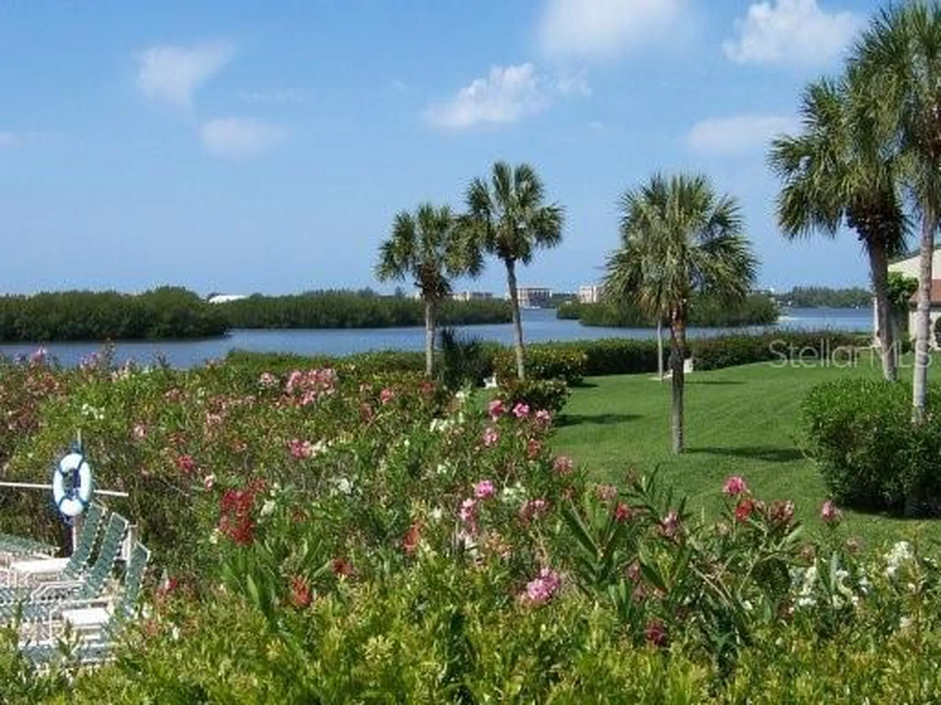 1667 Brookhouse Circle Sarasota FL 34231