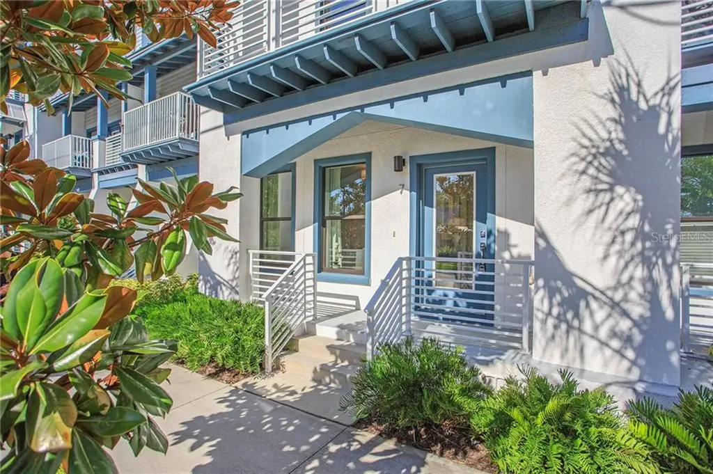 946 Highland Avenue Dunedin FL 34698