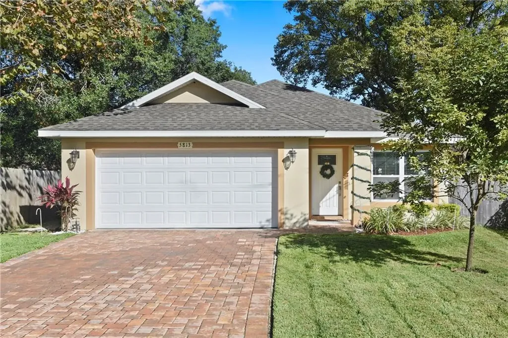 5813 Lyle Street Orlando FL 32807