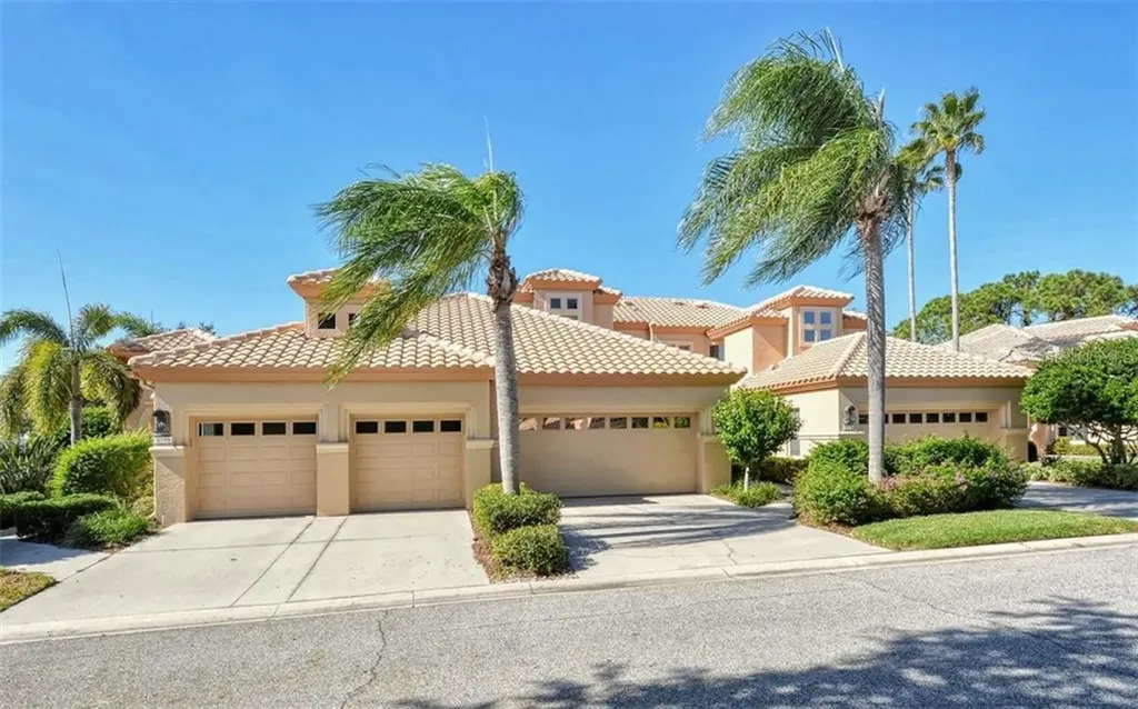 4177 Entrada Court Sarasota FL 34238