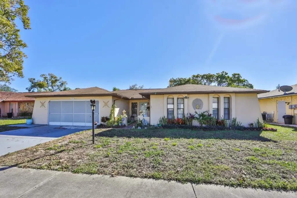 10947 Peppertree Lane Port Richey FL 34668