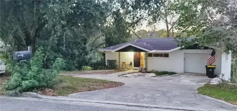 696 Shady Nook Drive Clermont FL 34711