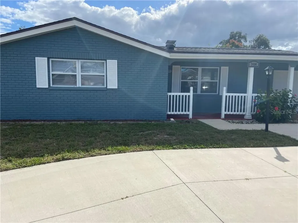 7404 Oakshire Drive Port Richey FL 34668
