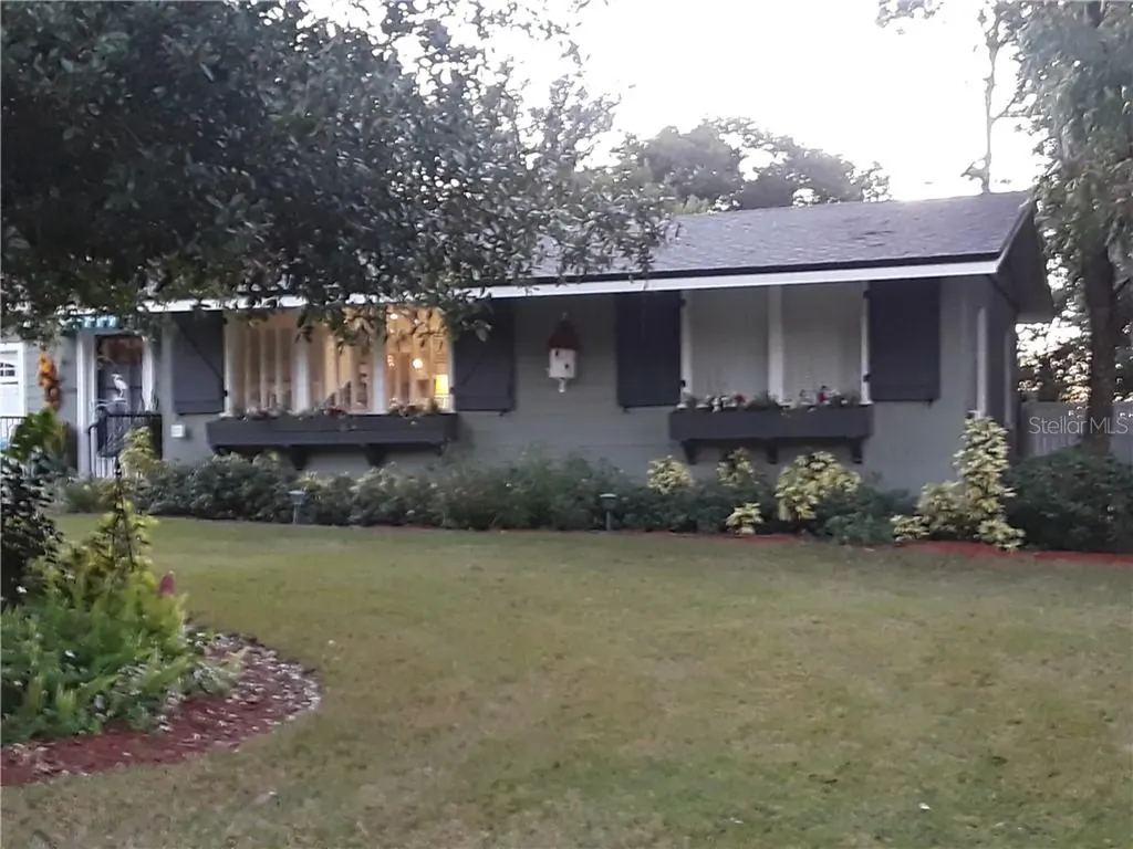 1403 Crestview Drive Mount Dora FL 32757