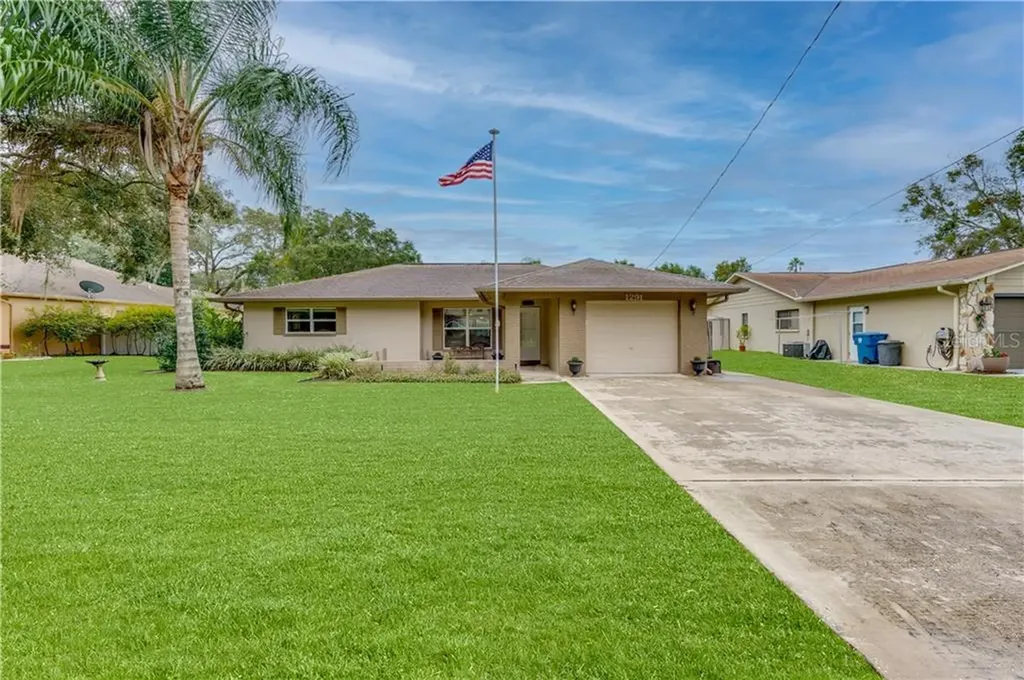 1291 Valiant Avenue Spring Hill FL 34608