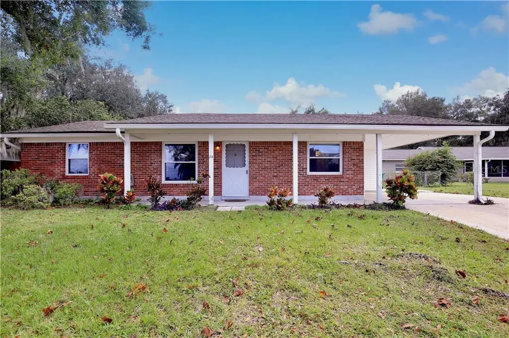 24 W Garden Avenue Winter Garden FL 34787