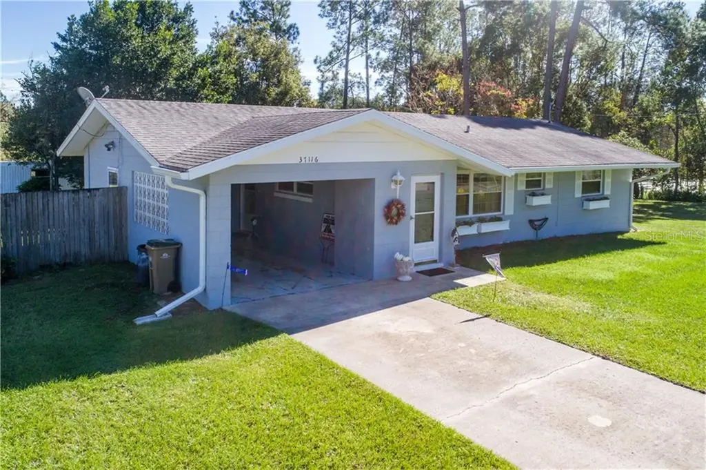 37116 Pine Meadows Lane Umatilla FL 32784