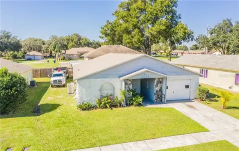 1710 Terry Circle NE Winter Haven FL 33881