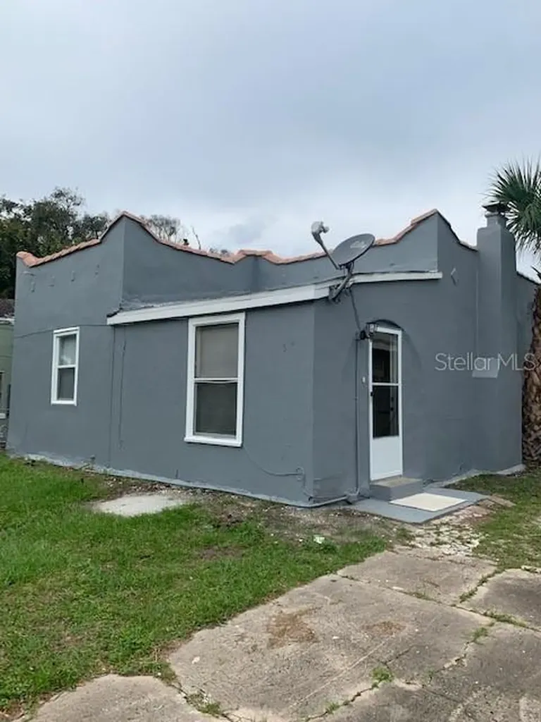 314 Hobart Avenue Daytona Beach FL 32114