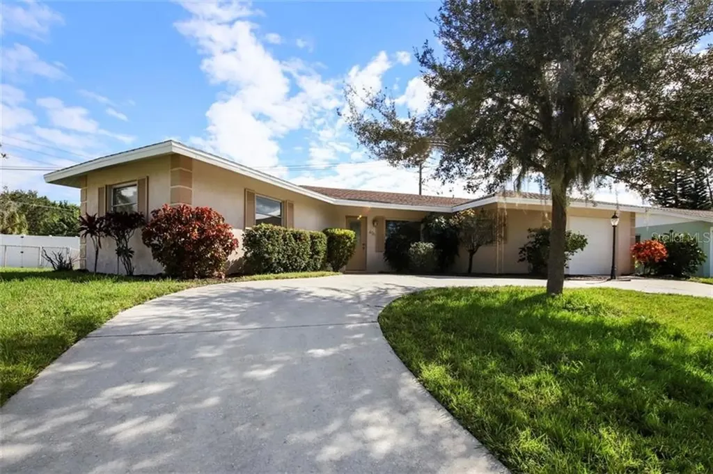 6721 Roxbury Drive Sarasota FL 34231