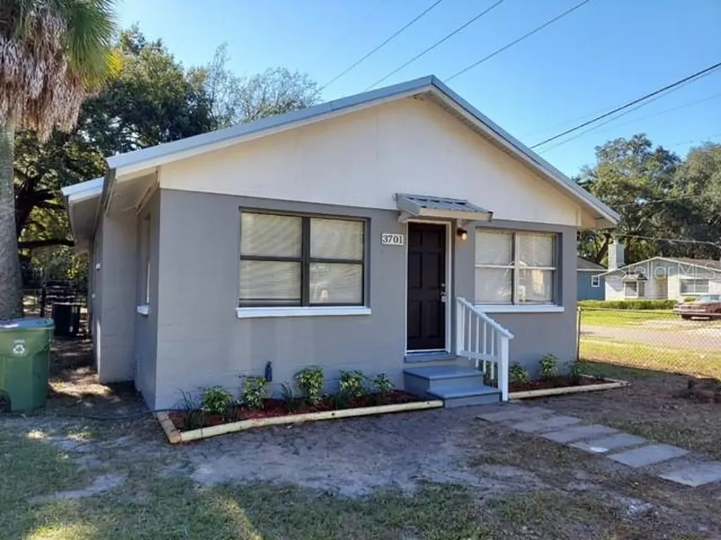3701 E North Bay Street Tampa FL 33610