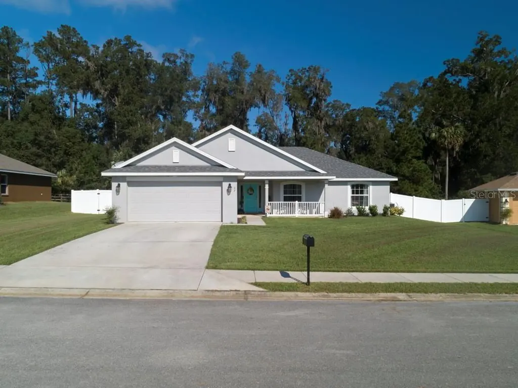 97 NW 45th Loop Ocala FL 34475