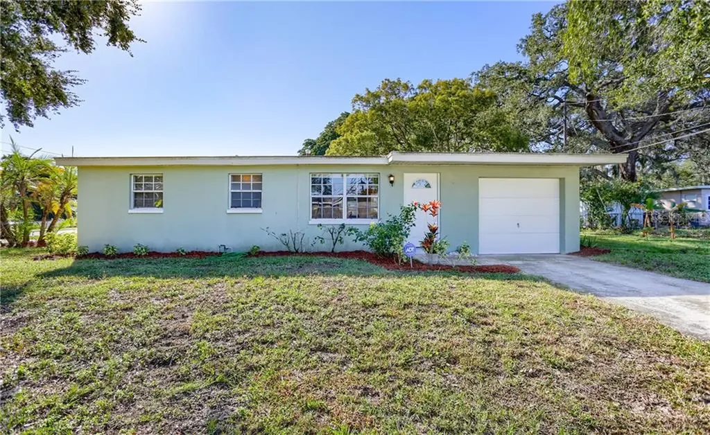 920 7th Street N Safety Harbor FL 34695