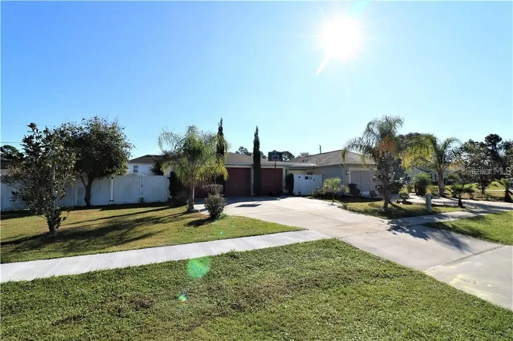 1850 Montebello Avenue Deltona FL 32738