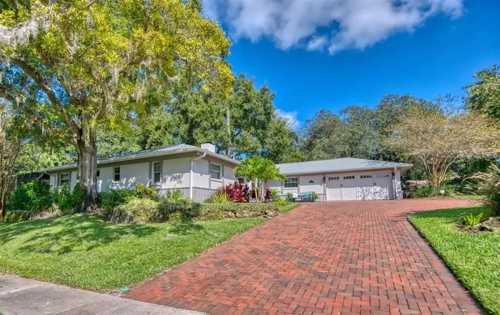 915 Maple Ridge Road Palm Harbor FL 34683