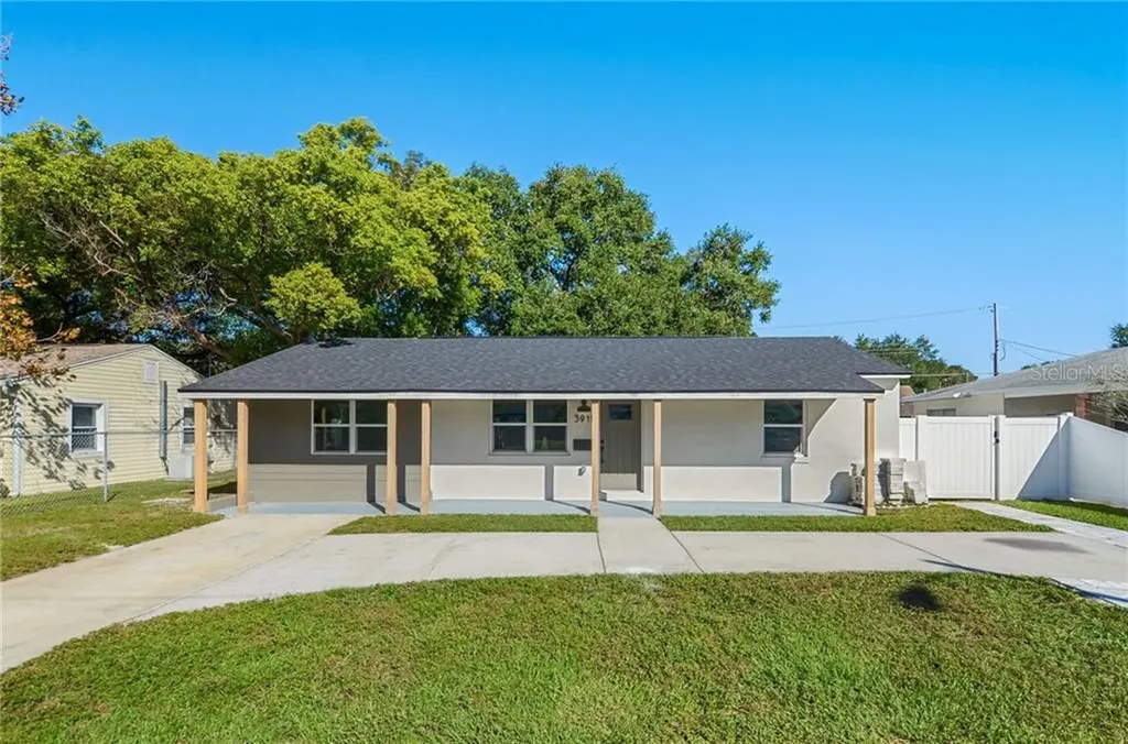 3911 W Bay Villa Avenue Tampa FL 33611