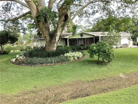 613 24th Avenue SW Ruskin FL 33570