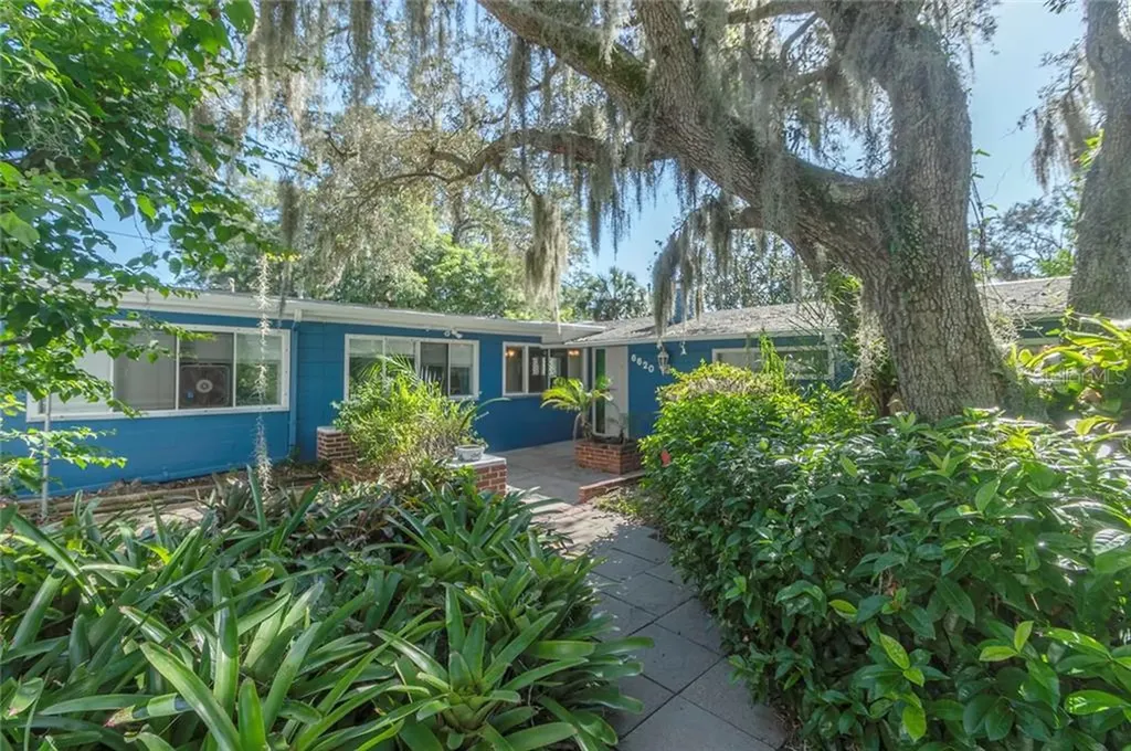 6620 Mango Avenue S St Petersburg FL 33707