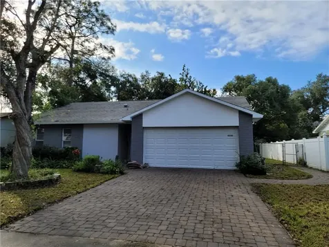 8220 Rolling Log Drive Orlando FL 32817