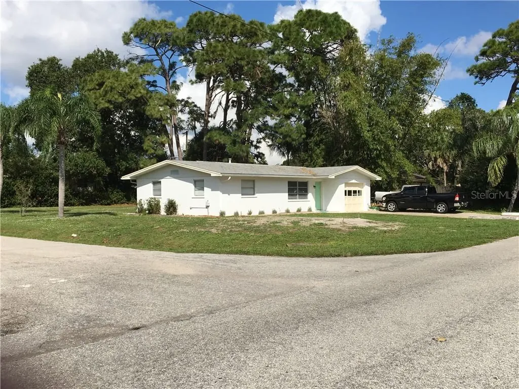 215 E Baffin Drive Venice FL 34293