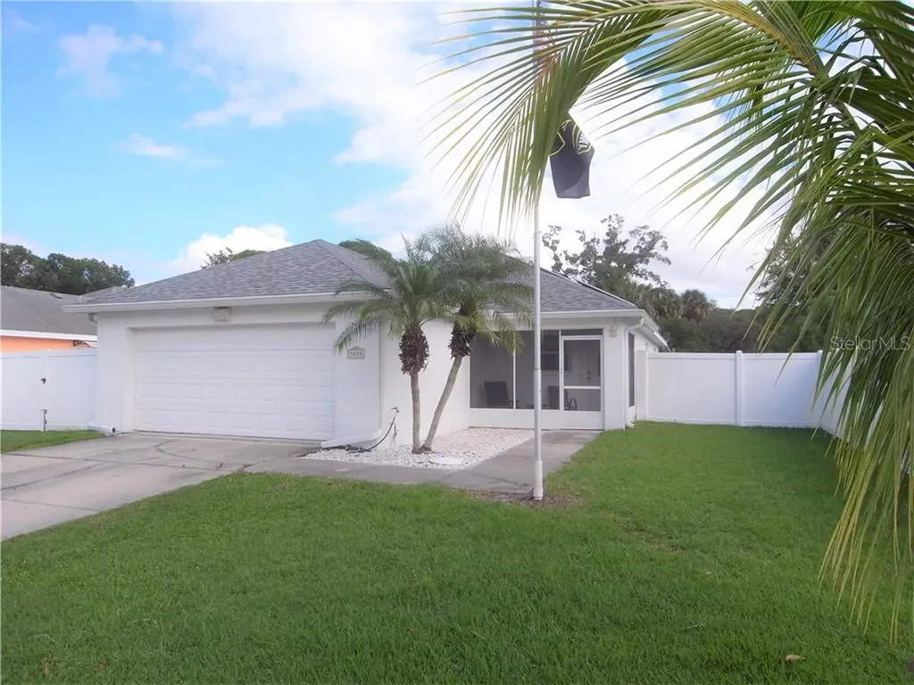 5233 21st Street Court W Bradenton FL 34207