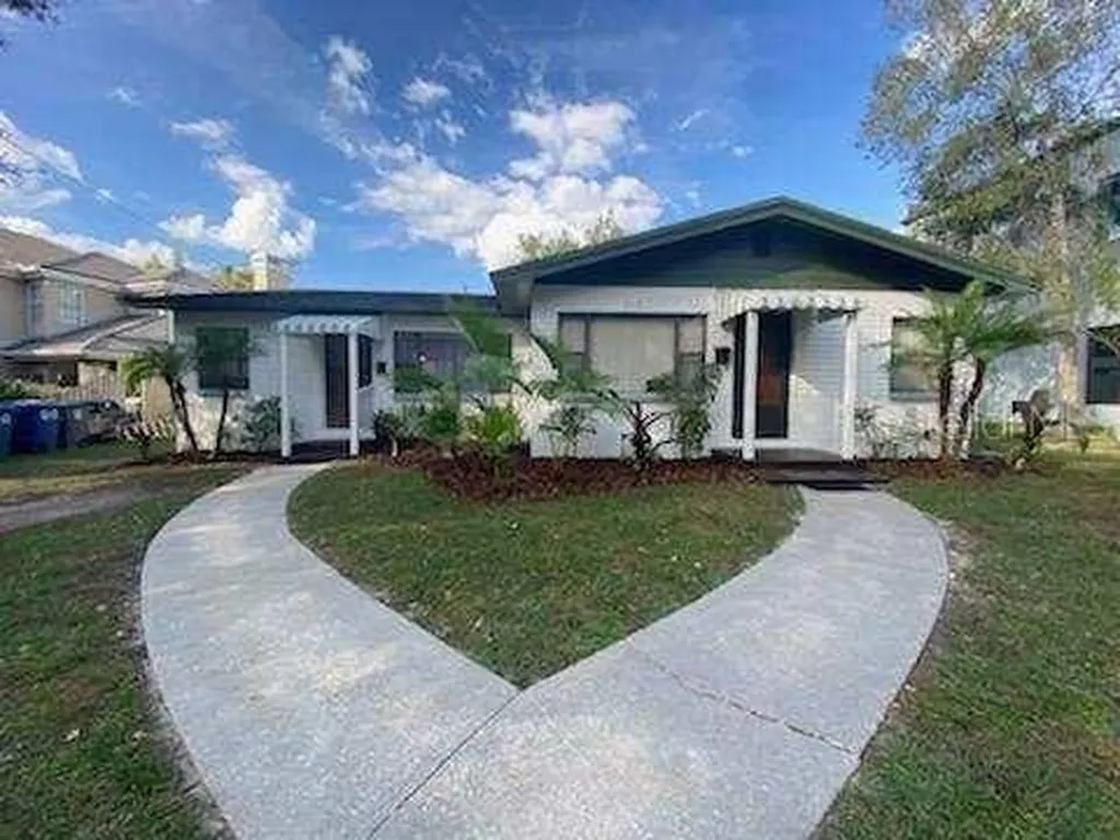 521 Fairfax Avenue Winter Park FL 32789