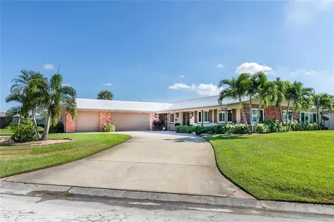 1000 79th Street S St Petersburg FL 33707
