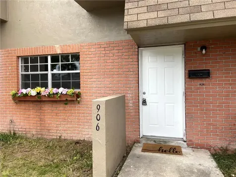 906 W Millard Court Daytona Beach FL 32117