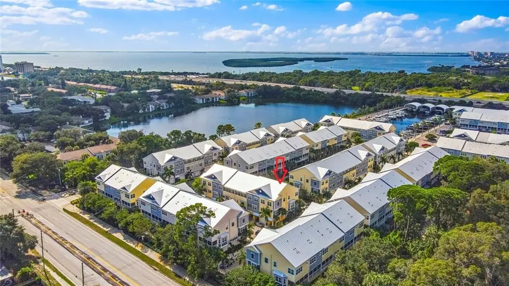 6101 Marina Cove Way S St Petersburg FL 33712
