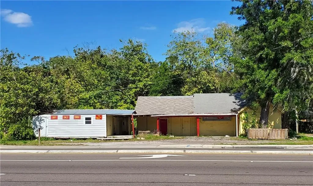 503 W Drive Martin Luther King Jr Boulevard Seffner FL 33584